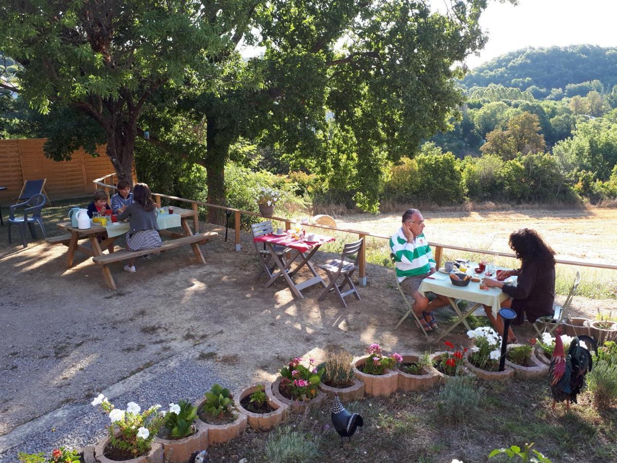 Bed and Breakfast La Maison De Lalouette Forcalquier Exterior foto